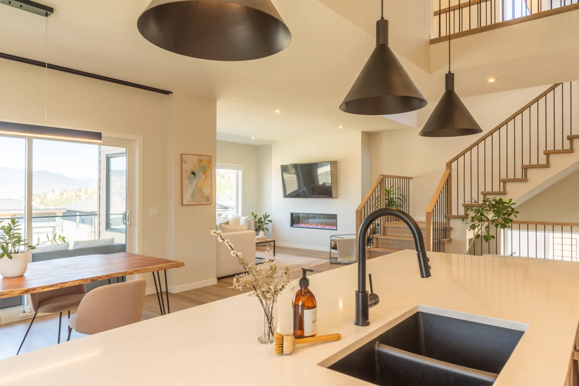 Ridge, custom home in Penticton, BC by Parallel 50 Construction