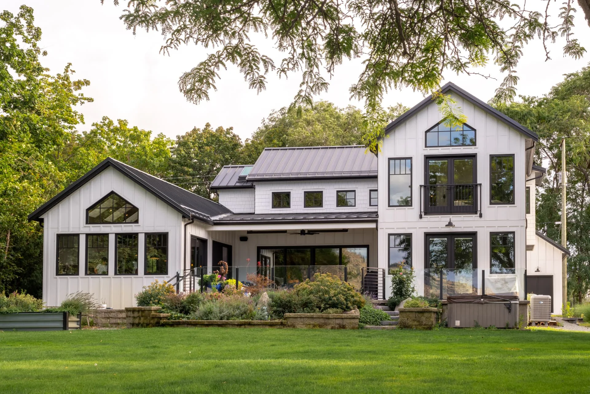 Sundial, custom home in Oliver, BC by Parallel 50 Construction