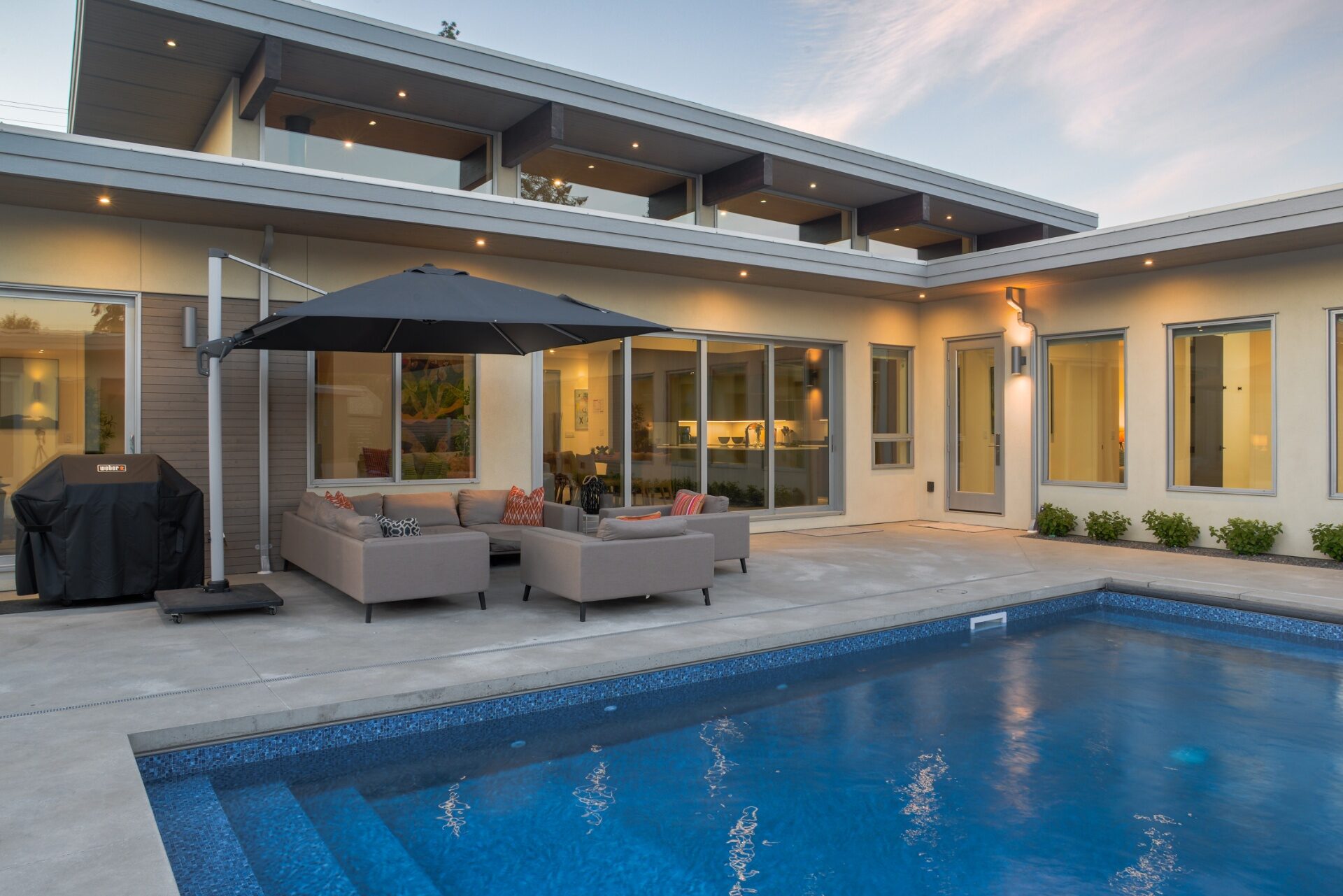 Ridgedale, custom home in Penticton, BC by Parallel 50 Construction